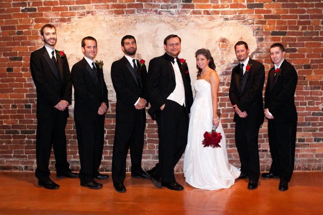 bridal party, downtown, nashville, theater, red, black, wedding
